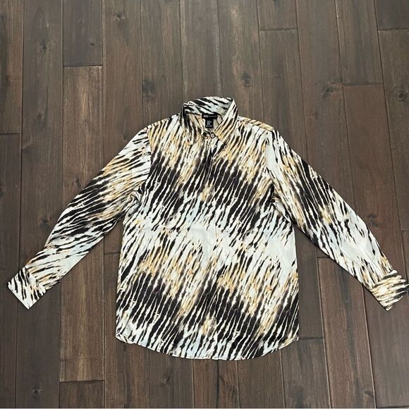 Jones New York Satin Animal Print Button Down Collared Blouse XS NWOT - Picture 1 of 4